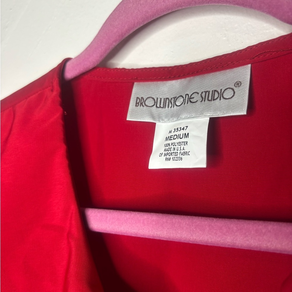 Chic Red Ruffle Front Blouse - Picture 4 of 4